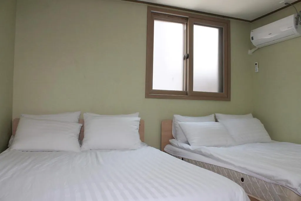 R Guesthouse Seoul Station